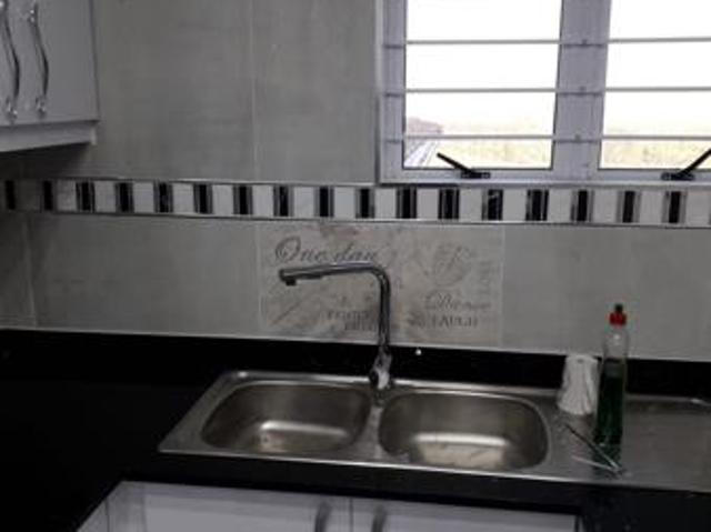 Apartment for rent in Seaview, Kwazulu-natal