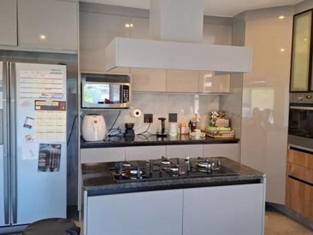 Apartment for rent in Seaview, Kwazulu-natal