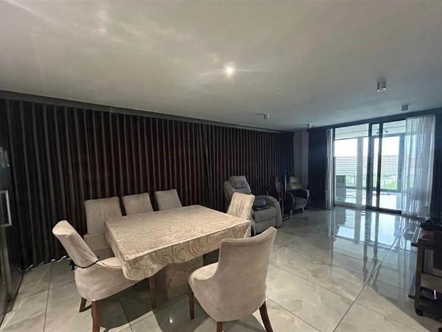 Apartment for sale in Seaview, Kwazulu-natal