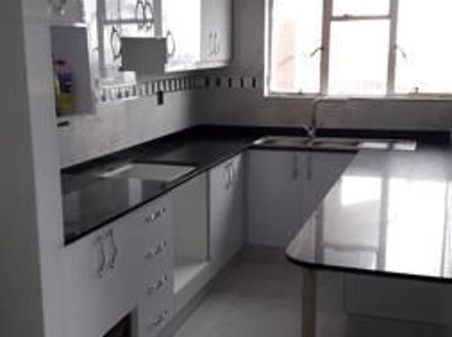 Apartment for rent in Seaview, Kwazulu-natal