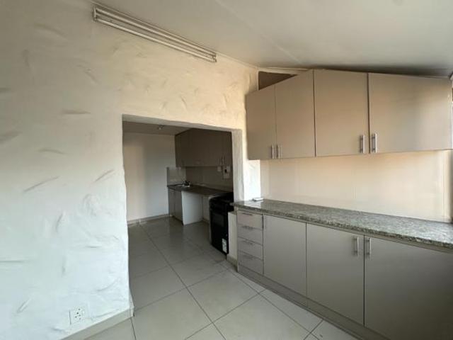 Apartment for rent in Seaview, Kwazulu-natal