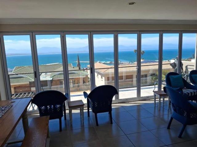 Apartment for rent in Groot Brak Rivier, Western Cape