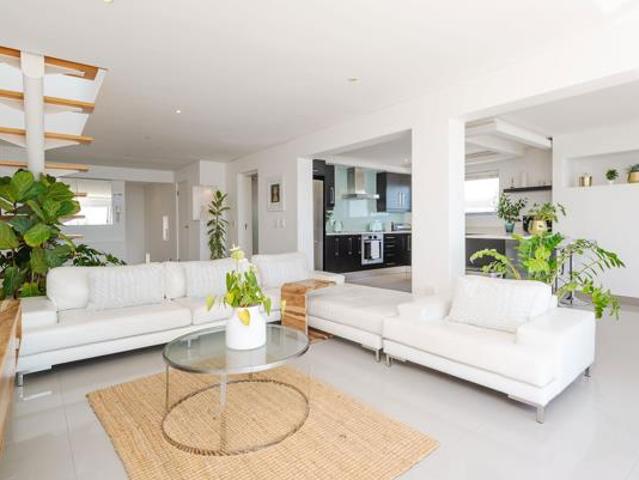 Apartment for sale in Cape Town, Western Cape