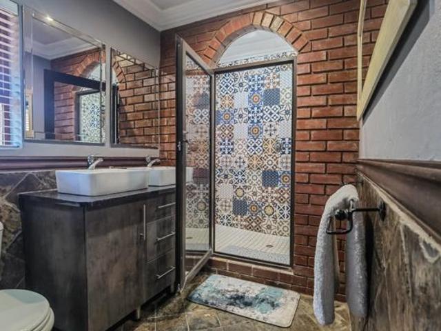 Apartment for sale in North West