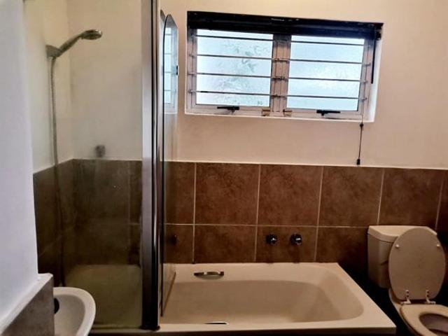 Apartment for rent in Seaview, Kwazulu-natal