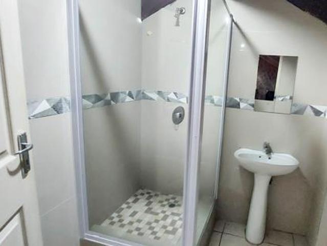 Apartment for rent in Seaview, Kwazulu-natal