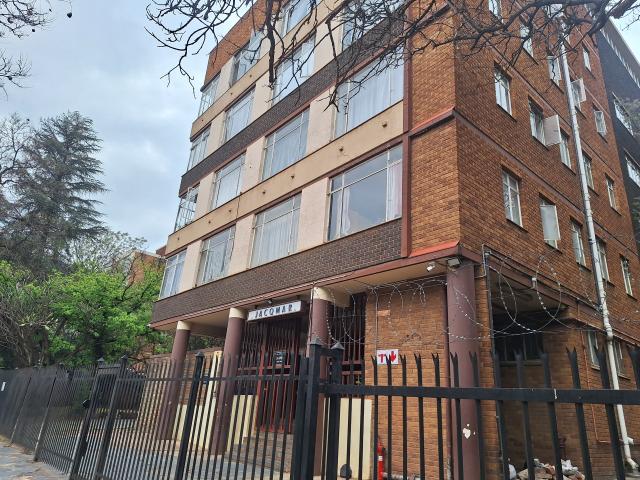 Apartment for sale in Waterkloof, Gauteng