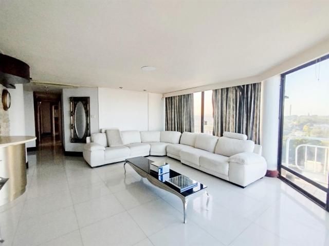 Apartment for sale in Durban, eThekwini Metropolitan Municipality