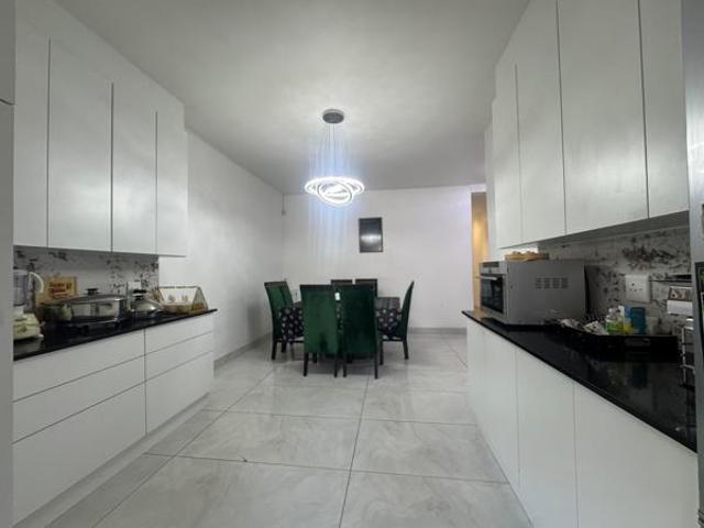 Apartment for rent in Seaview, Kwazulu-natal