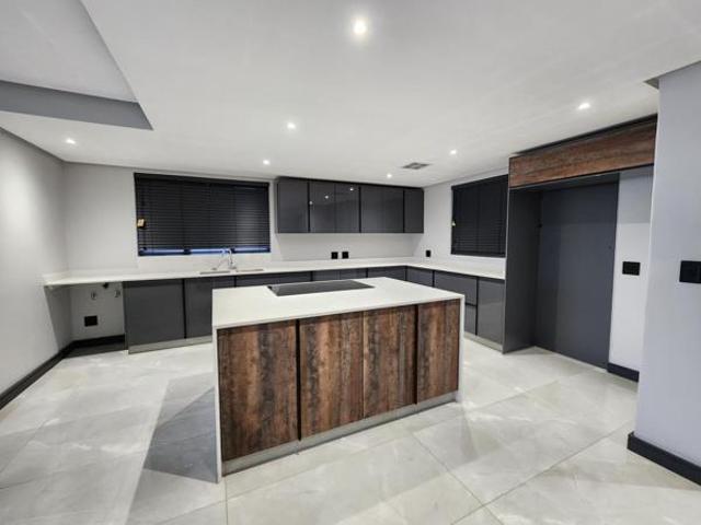 Apartment for rent in Seaview, Kwazulu-natal