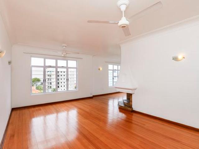 Apartment for rent in Seaview, Kwazulu-natal