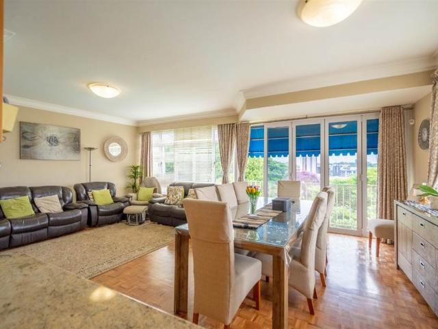 Apartment for sale in Seaview, Kwazulu-natal