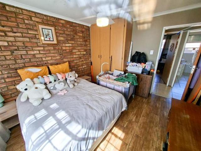 Apartment for sale in Westonaria, Gauteng