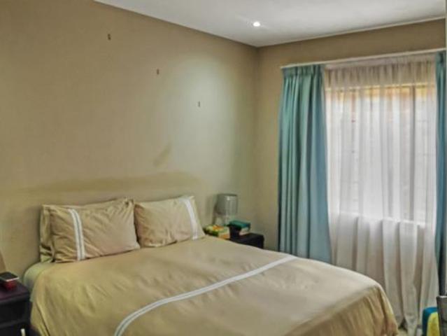 Apartment for sale in Johannesburg, City of Johannesburg Metropolitan Municipality