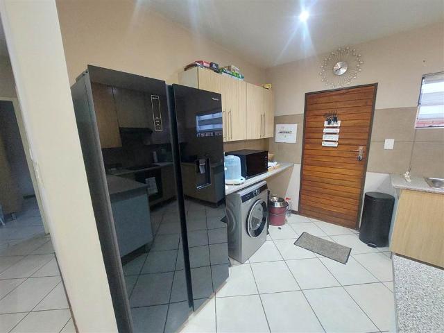 Apartment for sale in Vosloorus, Gauteng
