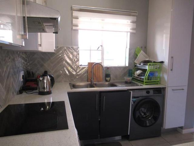 Apartment for sale in Vosloorus, Gauteng