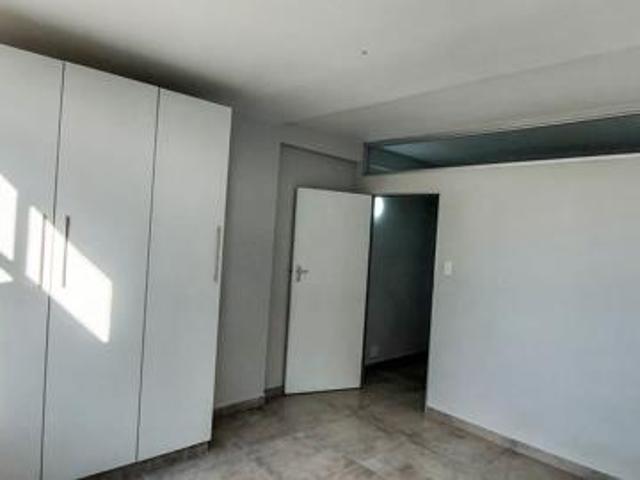 Apartment for rent in Seaview, Kwazulu-natal