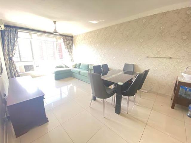 Apartment for rent in Seaview, Kwazulu-natal