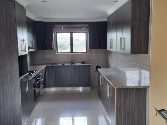 Apartment for rent in Queensburgh