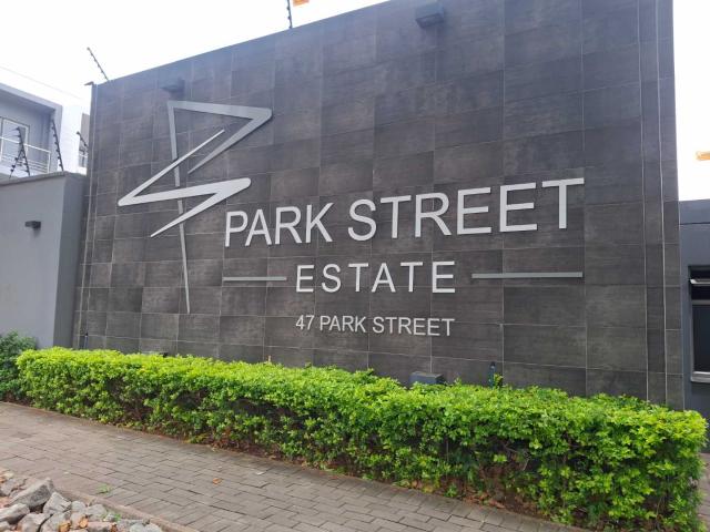 Apartment for sale in Vosloorus, Gauteng