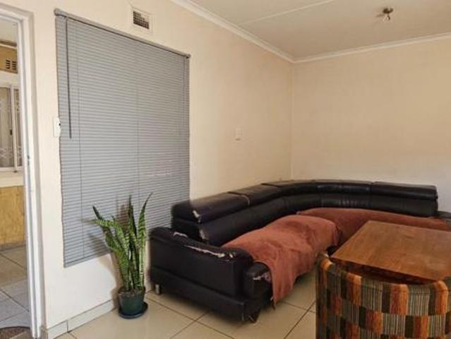 Apartment for sale in Mount Moreland, Kwazulu-natal