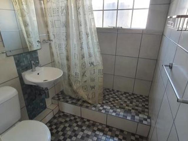 Apartment for sale in Mount Moreland, Kwazulu-natal