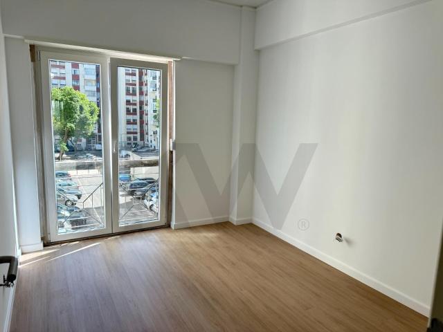 Apartamento alugar em Nova Oeiras, Oeiras