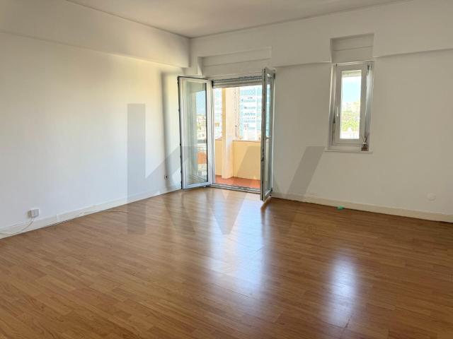 Apartamento alugar em Nova Oeiras, Oeiras