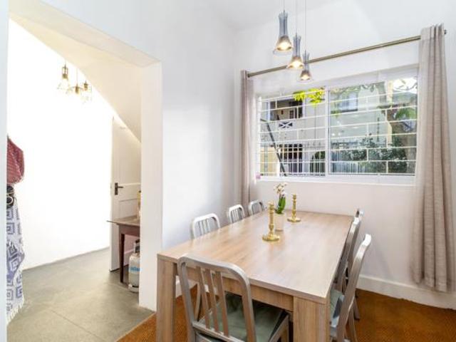 Apartment for sale in Cape Town, Western Cape