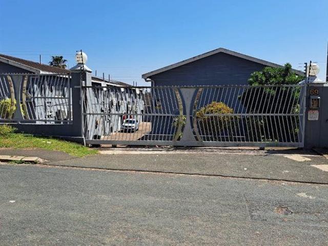 Apartment for rent in Seaview, Kwazulu-natal