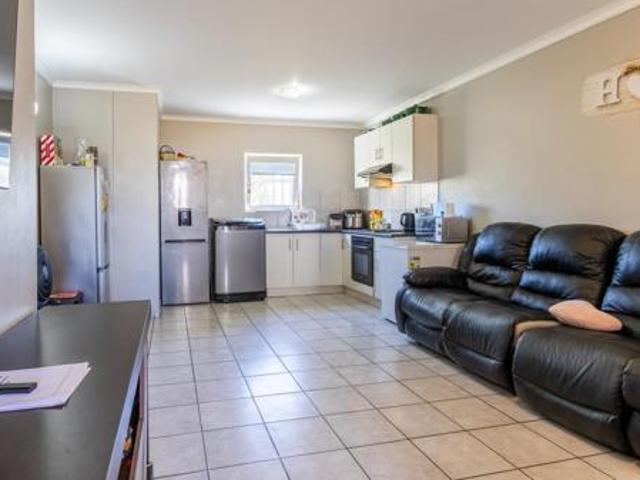 Apartment for sale in Bergsig, Durbanville