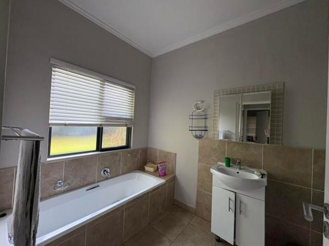 Apartment for sale in Princess Grant, Kwazulu-natal