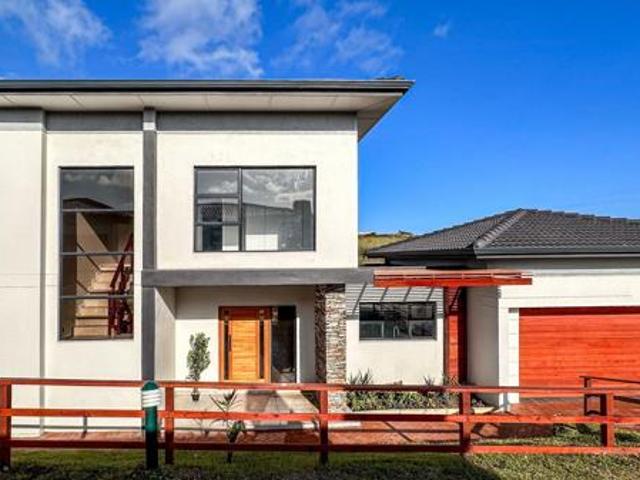 Apartment for sale in Princess Grant, Kwazulu-natal