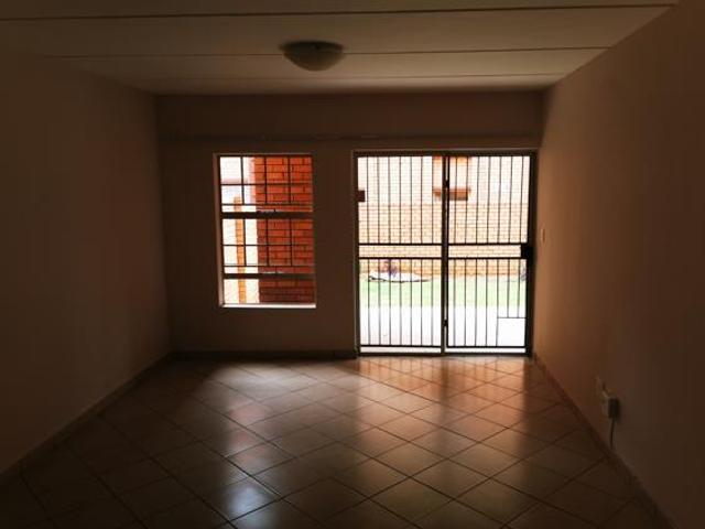 Apartment for rent in Waterkloof, Gauteng