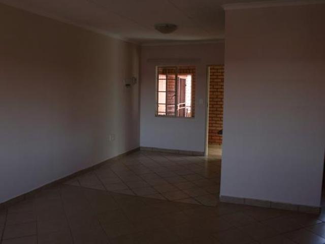 Apartment for rent in Waterkloof, Gauteng