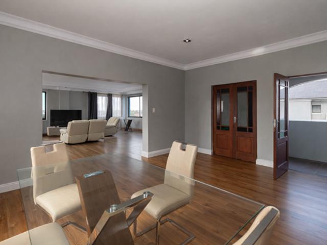 Apartment for sale in Cape Town, Western Cape