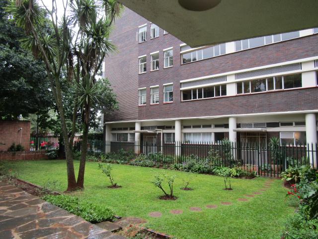 Apartment for sale in Vosloorus, Gauteng