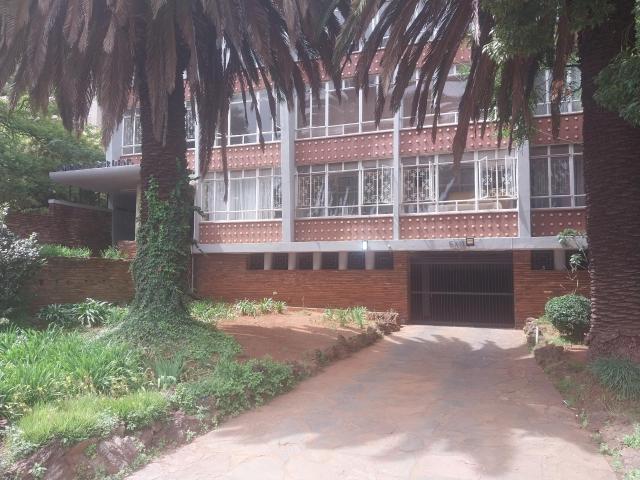 Apartment for sale in Vosloorus, Gauteng