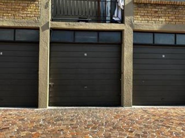 Apartment for sale in Cape Town, Western Cape