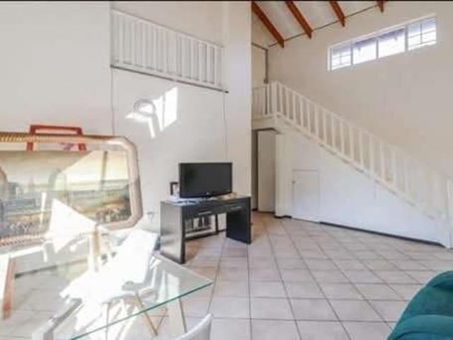Apartment for rent in Paulshof, Alexandra