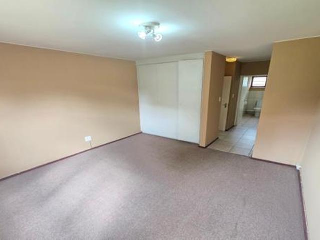 Apartment for rent in Vosloorus, Gauteng