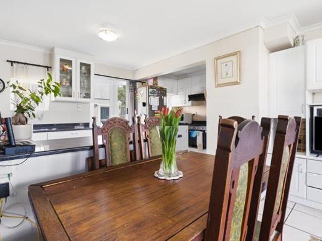 Apartment for sale in Cape Town, Western Cape