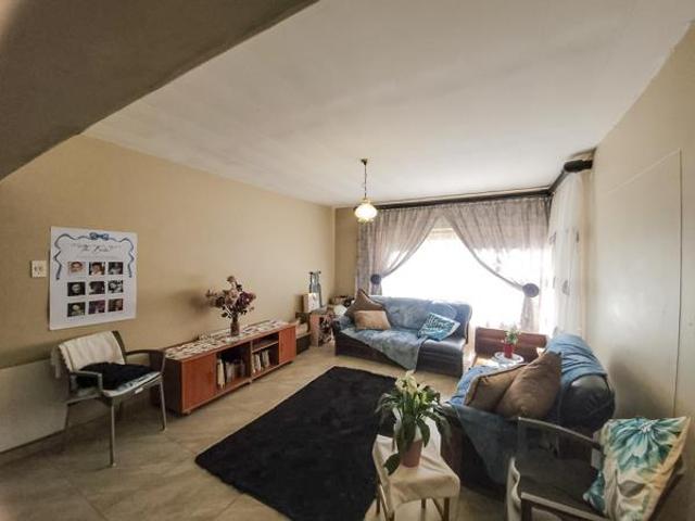 Apartment for sale in Dr Kenneth Kaunda, North West