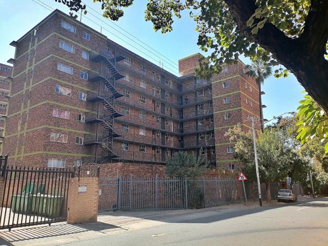 Apartment for sale in Waterkloof, Gauteng