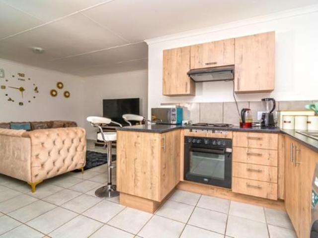 Apartment for rent in West Rand Garden estates, Westonaria Local Municipality