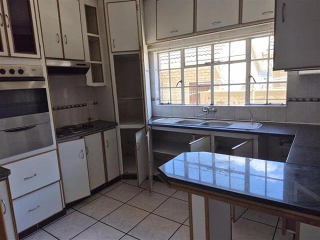 Apartment for sale in Queenstown, Eastern Cape