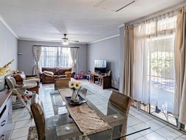 Apartment for rent in Vosloorus, Gauteng