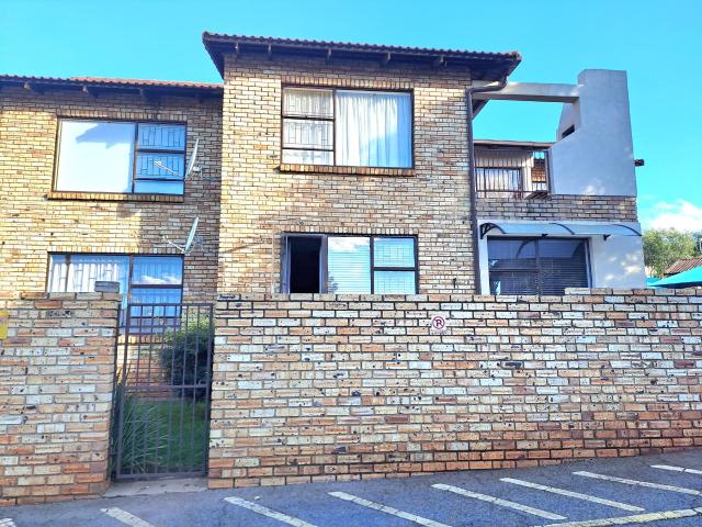 Apartment for sale in Kagiso, Gauteng