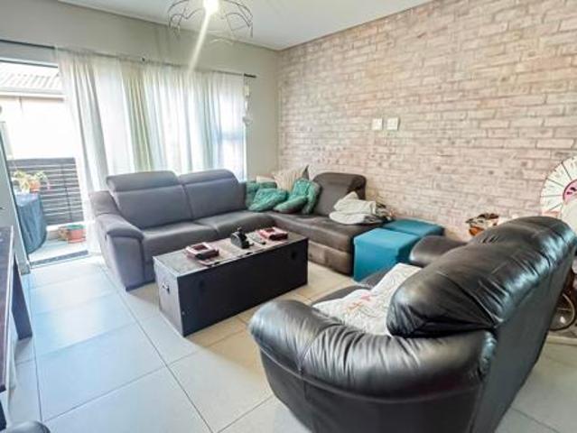 Apartment for rent in Seaview, Kwazulu-natal
