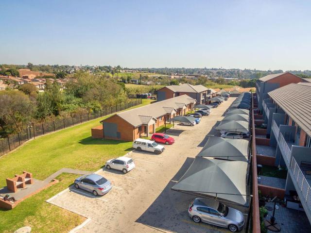 Apartment for sale in Vosloorus, Gauteng